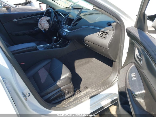 Chevrolet IMPALA 1LT 2017 2G1105S36H9191135 Image 5