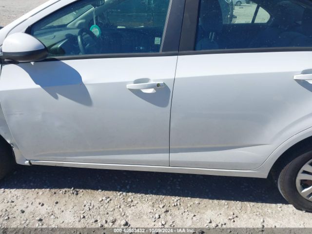 1G1JB5SH9J4123409 Chevrolet Sonic Ls Auto