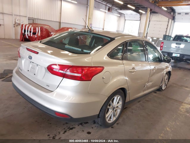 Ford FOCUS SE 2017 1FADP3F20HL300094 Image 4