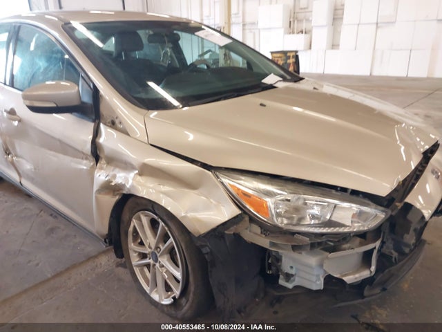 Ford FOCUS SE 2017 1FADP3F20HL300094 Image 6