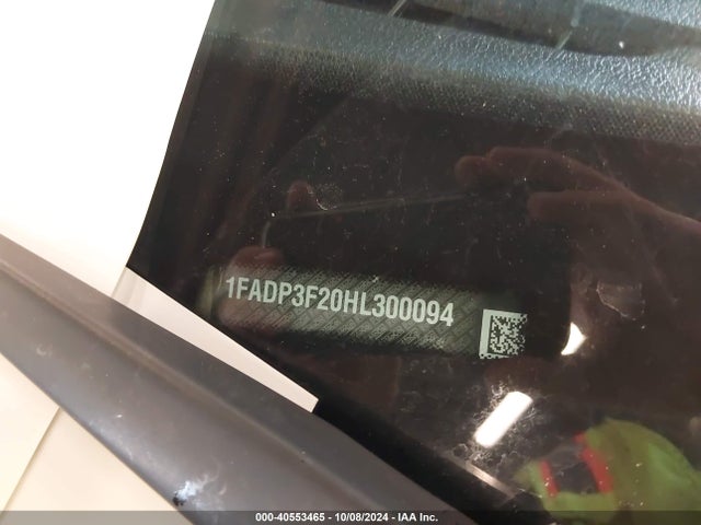 Ford FOCUS SE 2017 1FADP3F20HL300094 Image 9