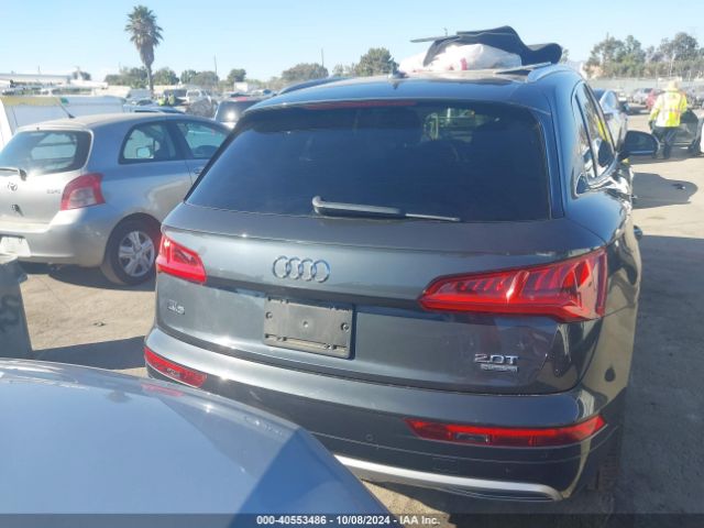 WA1BNAFY7J2227411 Audi Q5 2.0t Premium/2.0t Tech Premium
