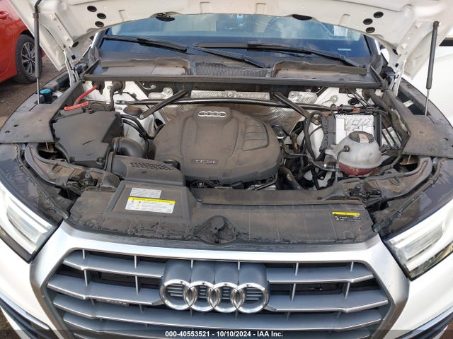 WA1ANAFY8J2227719 Audi Q5 2.0t Premium/2.0t Tech Premium