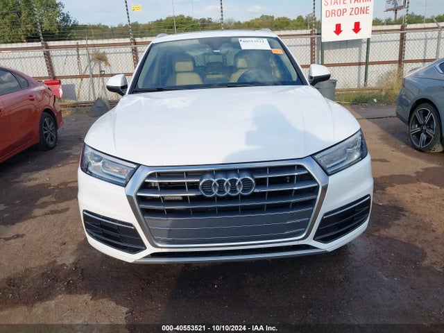 WA1ANAFY8J2227719 Audi Q5 2.0t Premium/2.0t Tech Premium