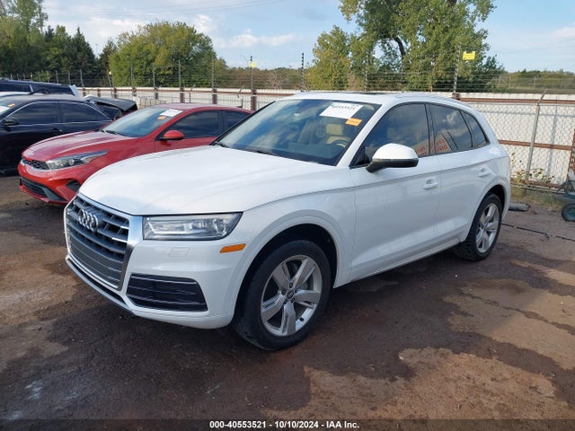 WA1ANAFY8J2227719 Audi Q5 2.0t Premium/2.0t Tech Premium