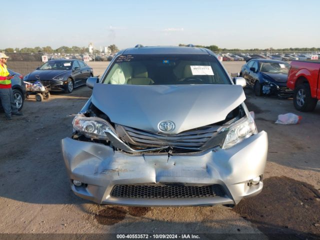 5TDYK3DC2FS601340 Toyota Sienna Xle Premium 8 Passenger