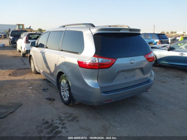 5TDYK3DC2FS601340 Toyota Sienna Xle Premium 8 Passenger