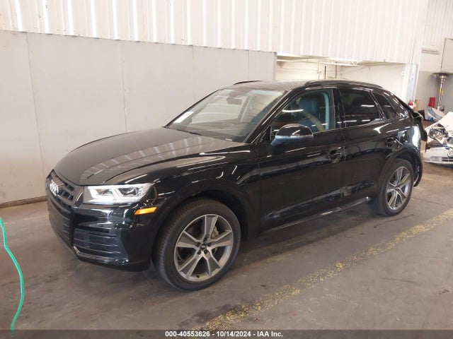 WA1BNAFY6K2085425 Audi Q5 45 Premium