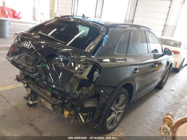WA1BNAFY6K2085425 Audi Q5 45 Premium
