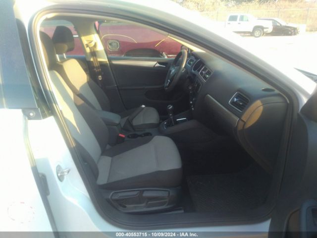 3VW167AJ4HM348702 Volkswagen Jetta 1.4t S