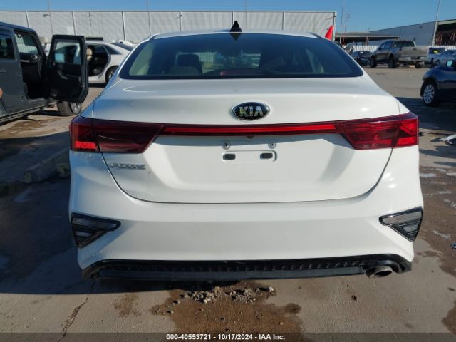 3KPF24AD2LE141810 KIA Forte Lxs