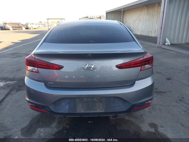 Hyundai ELANTRA SE 2019 5NPD74LF8KH444494 Image 15