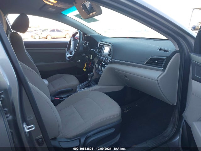 Hyundai ELANTRA SE 2019 5NPD74LF8KH444494 Image 5