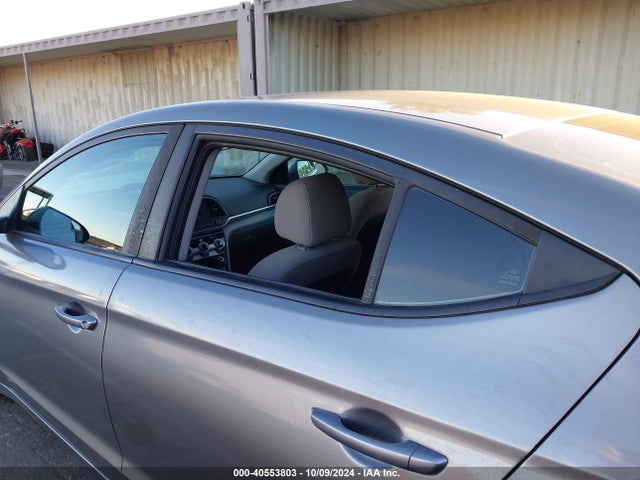 Hyundai ELANTRA SE 2019 5NPD74LF8KH444494 Image 6