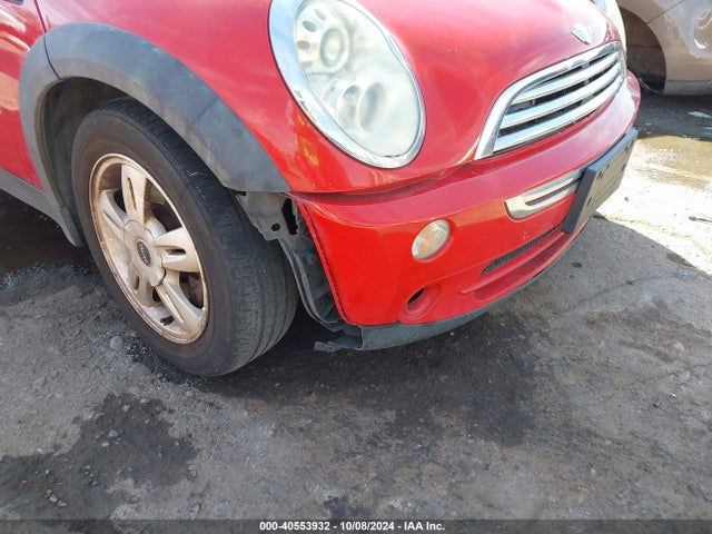 2006 MINI COOPER WMWRC33506TK72933 Photo 5