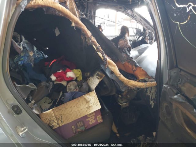5J6RW1H88NA010888 Honda Cr-v 2wd Ex-l