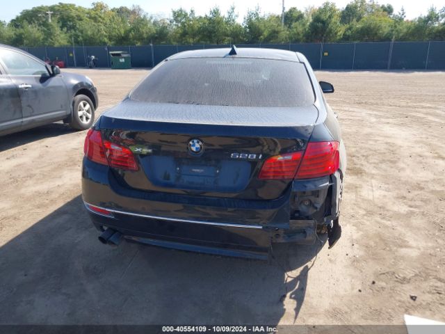 WBA5A7C5XGG148142 BMW 528i Xdrive