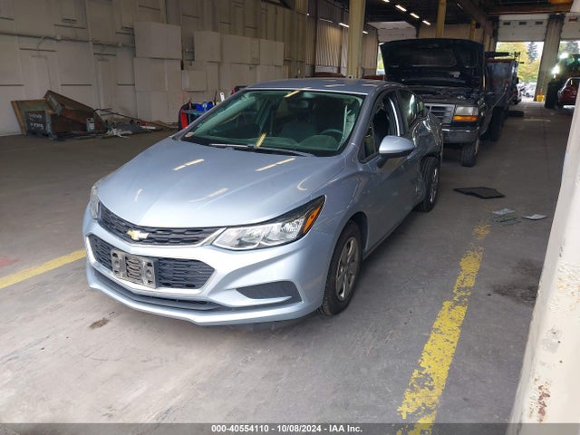 Chevrolet Cruze Ls Auto 2017 1G1BC5SMXH7126973 Image 2