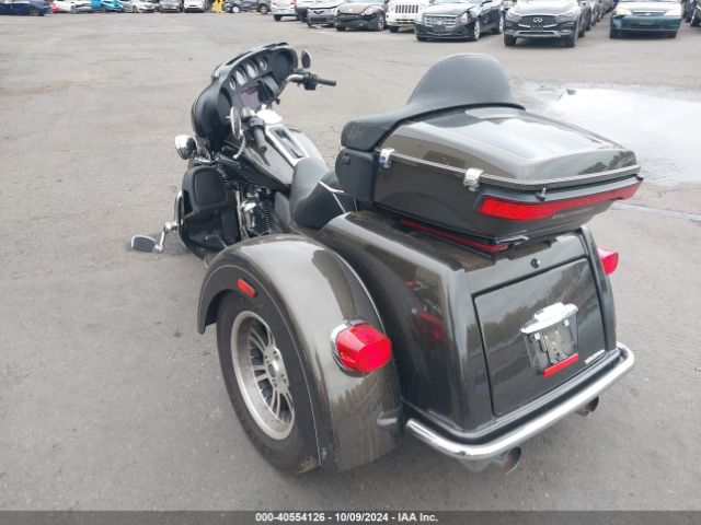 2020 HARLEY-DAVIDSON FLHTCUTG 1HD1MAF13LB857581 Photo 3