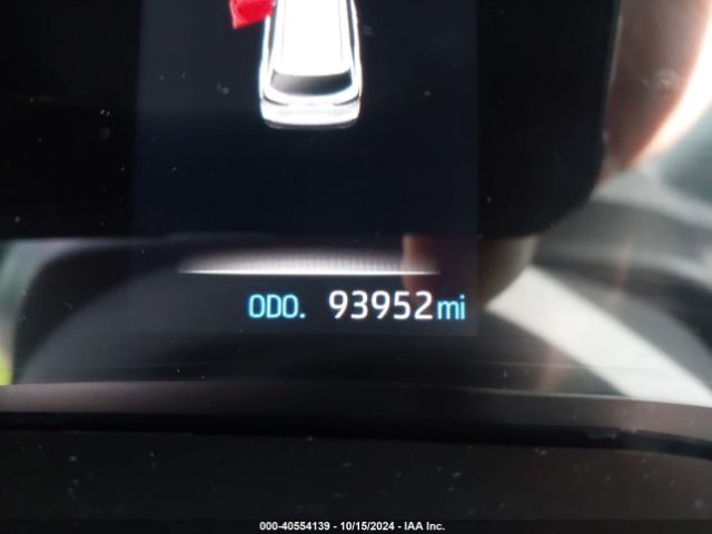 5TDJRKEC9MS027015 Toyota SIENNA XLE
