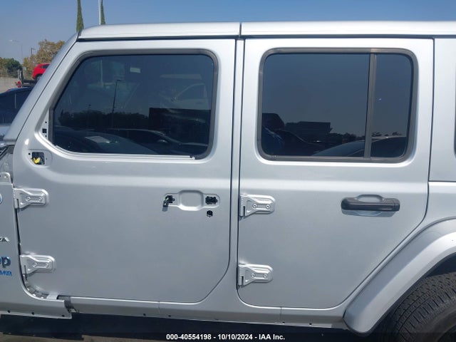 1C4JJXP69NW220598 Jeep Wrangler 4xe Unlimited Sahara 4x4