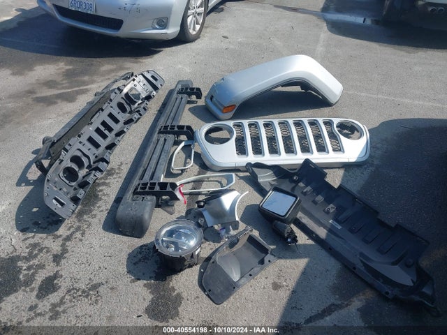 1C4JJXP69NW220598 Jeep Wrangler 4xe Unlimited Sahara 4x4