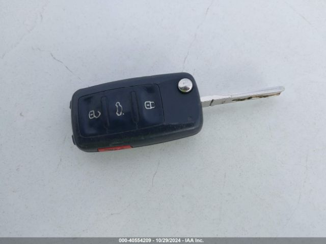 3VW1K7AJXEM378620 Volkswagen Jetta 2.0l S