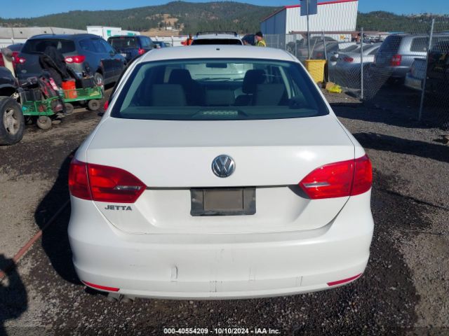 3VW1K7AJXEM378620 Volkswagen Jetta 2.0l S