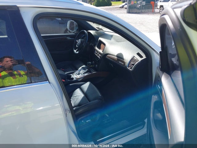 Audi Q5 2.0t Premium 2016 WA1L2AFP4GA141394 Image 5