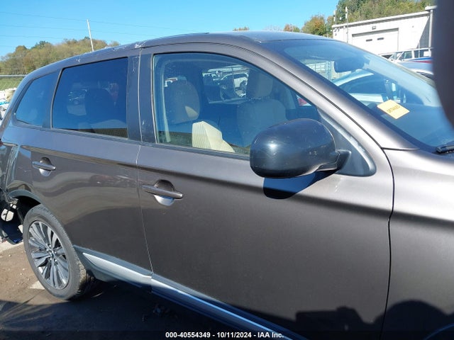 Mitsubishi Outlander Es 2019 JA4AZ3A31KZ053481 Image 13