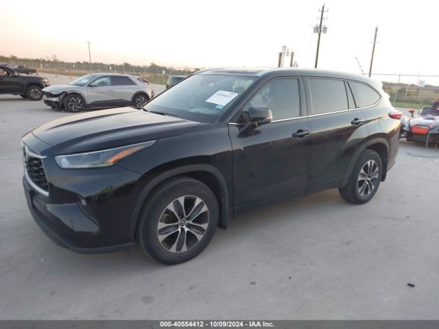 5TDGZRBH1MS527351 Toyota Highlander Xle