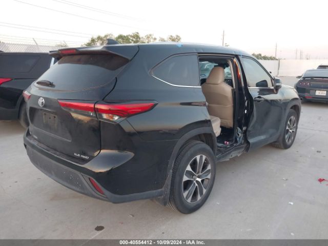 5TDGZRBH1MS527351 Toyota Highlander Xle