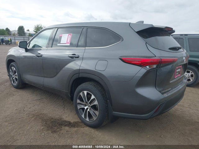Toyota Highlander Xle 2021 5TDGZRBHXMS550580 Image 3
