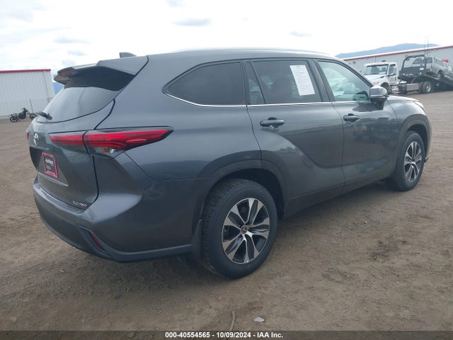 Toyota Highlander Xle 2021 5TDGZRBHXMS550580 Image 4