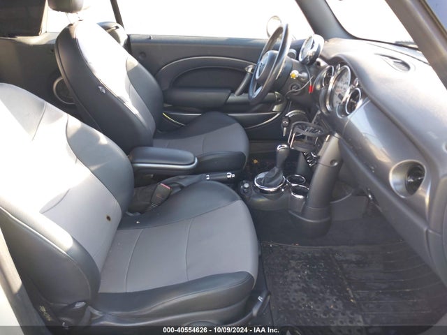 2006 MINI COOPER WMWRF33566TG15920 Photo 4