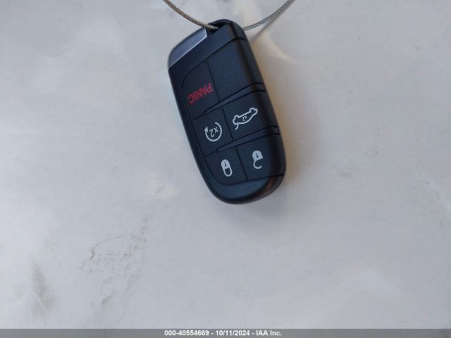 1C4RJEAG0MC824730 Jeep Grand Cherokee Laredo X 4x2