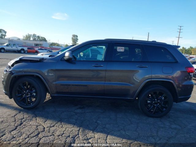 1C4RJEAG0MC824730 Jeep Grand Cherokee Laredo X 4x2