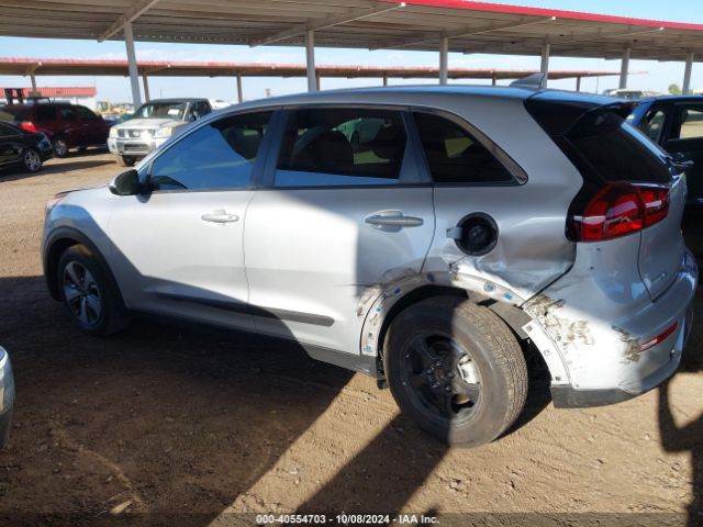 KNDCB3LC5H5051586 KIA NIRO FE