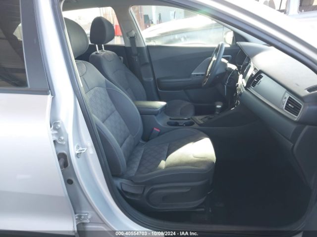 KNDCB3LC5H5051586 KIA NIRO FE