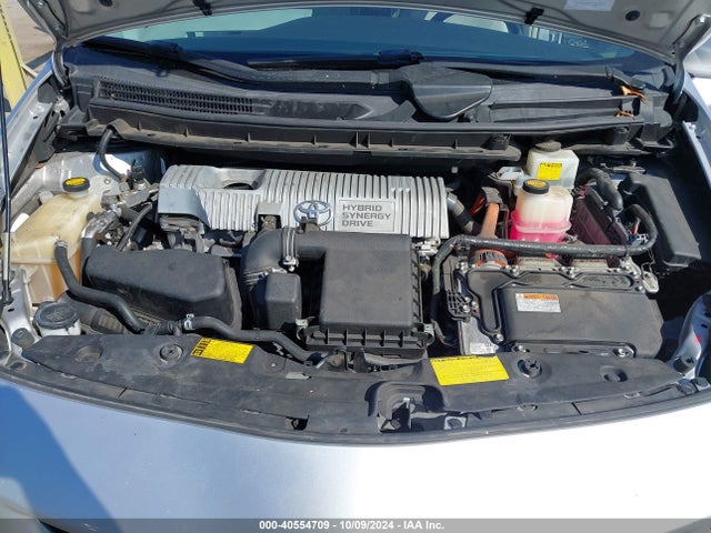 JTDKN3DU5E1752206 Toyota Prius Three