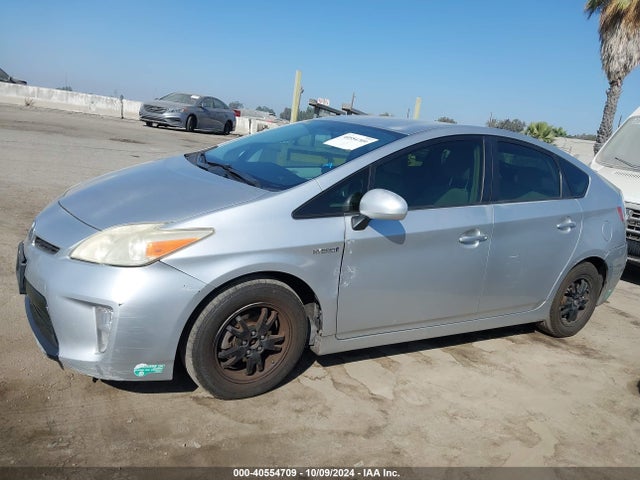 Toyota Prius Three 2014 JTDKN3DU5E1752206 Image 14