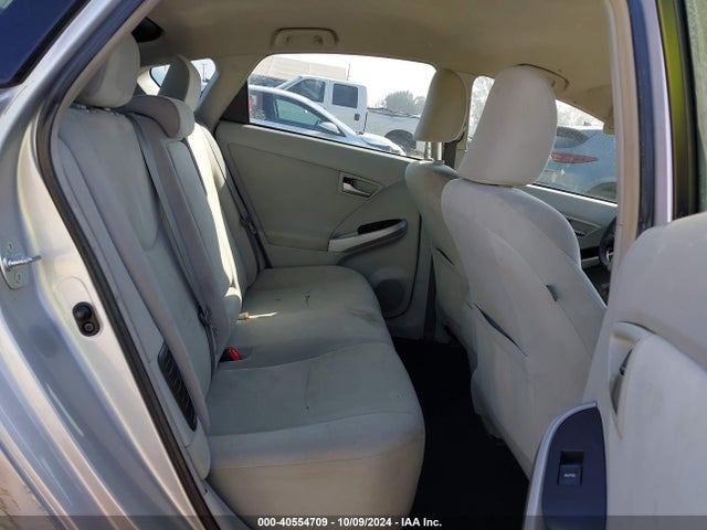 JTDKN3DU5E1752206 Toyota Prius Three
