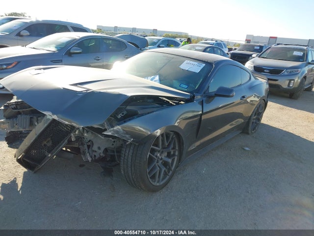 Ford Mustang Gt Premium 2018 1FA6P8CF2J5146527 Image 2