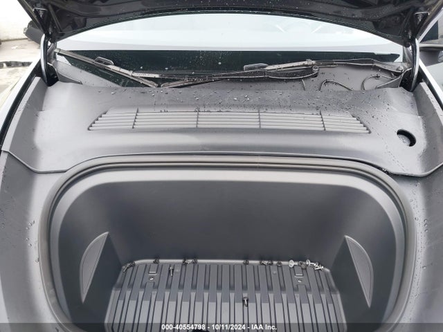 2024 TESLA MODEL Y 7SAYGDEEXRF180731 Photo 9