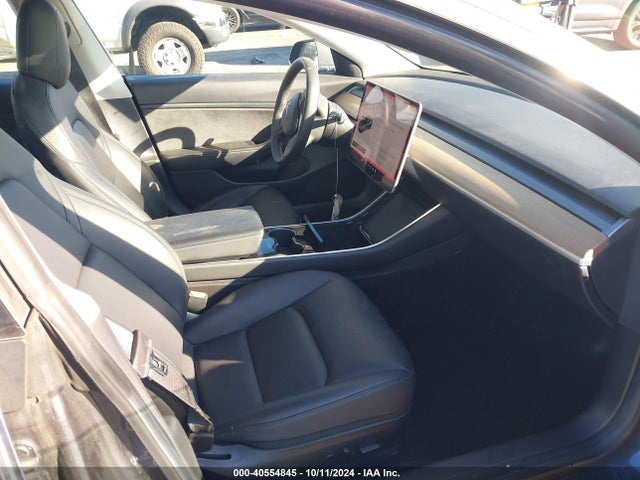 2020 TESLA MODEL 3 5YJ3E1EB5LF800796 Photo 4