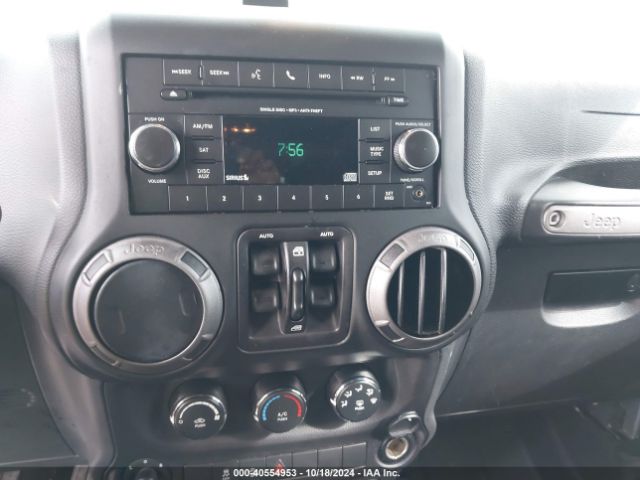 1C4BJWDG5HL709954 Jeep Wrangler Unlimited Sport