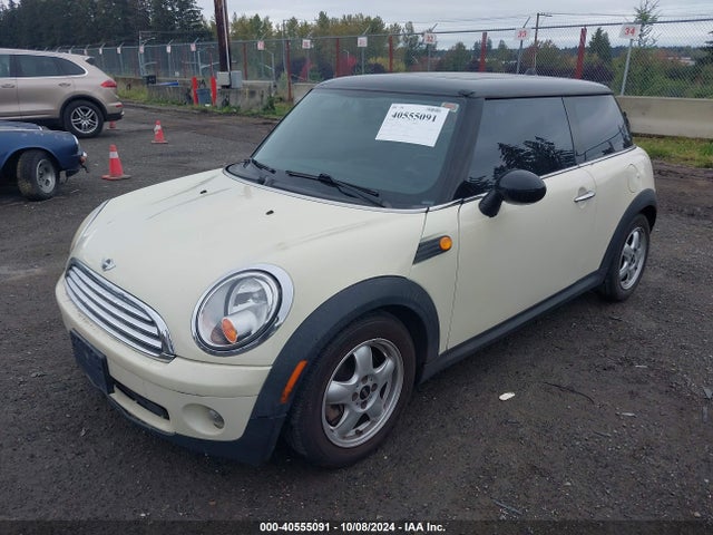 2009 MINI COOPER WMWMF33519TW71498 Photo 1