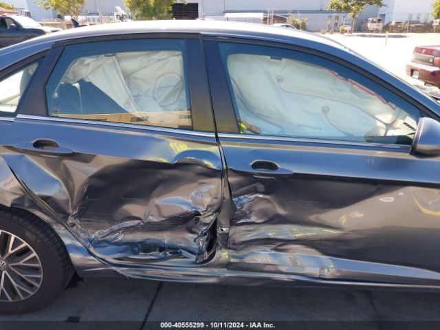 3VWN57BU9MM056065 Volkswagen Jetta 1.4t R-line/1.4t S