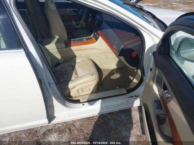 2009 JAGUAR XF SAJWA05B79HR04686 Photo 4