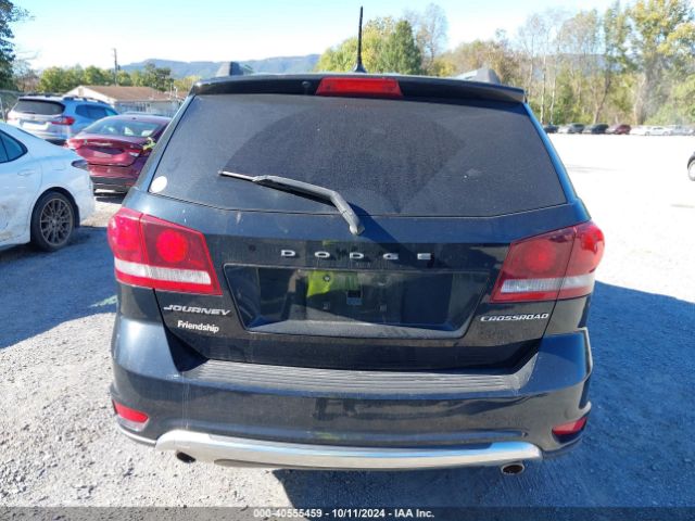 3C4PDCGG1FT592771 Dodge Journey Crossroad